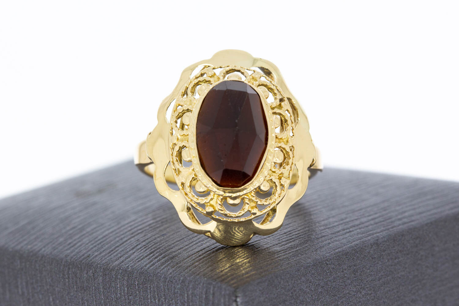 Vintage 14 Karaat gouden Granaat ring - 17,5 mm