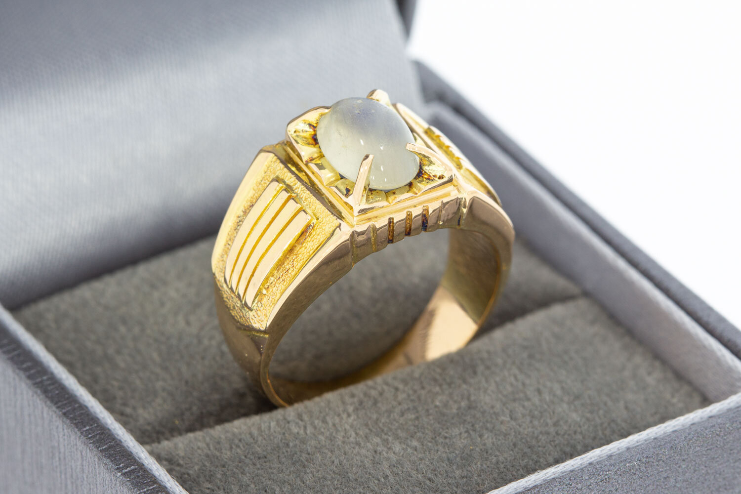 18 Karaat gouden Maansteen ring - 18,5 mm