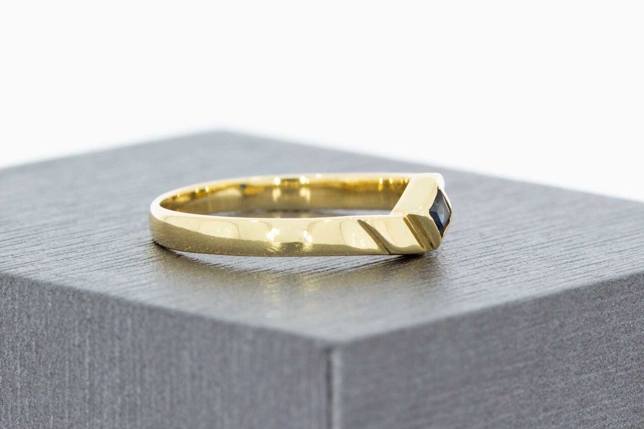 14 Karaat gouden ring met Saffier - 16,5 mm