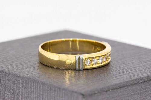 18 Karaat goud ring met diamantjes - 16,9 mm